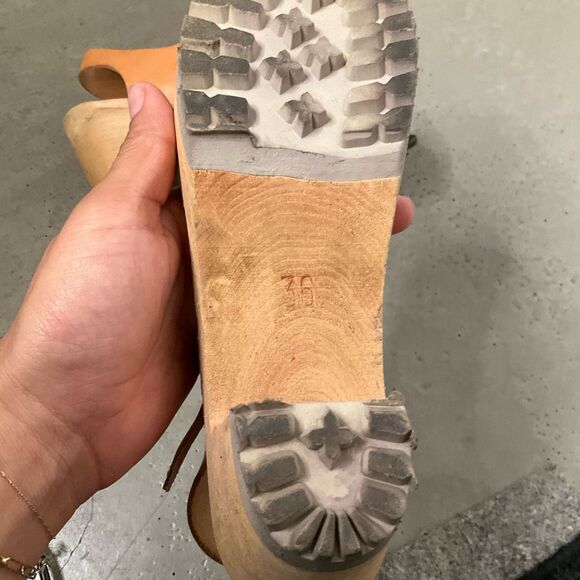 Mia Open Toe Clogs - Picture 6 of 10